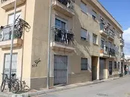 ¡REBAJADO! PISO OCUPADO POR PERSONA SIN JUSTO TÍTULO