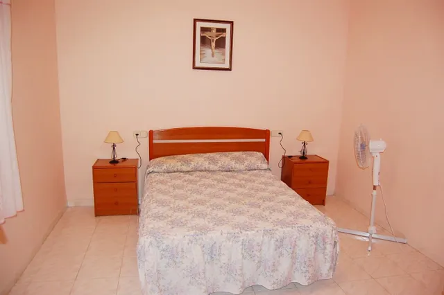 Chalet de 120 m2 con 4 habitaciones dobles y piscina — 15