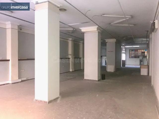 Local comercial 444m² en venta - Colegio Sagrado Corazon - foto 2