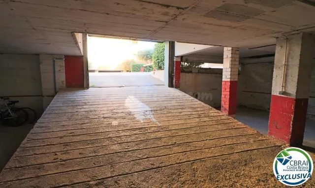 Plaza de aparcamiento en Gran Reserva en semisótano del Edif - foto 2