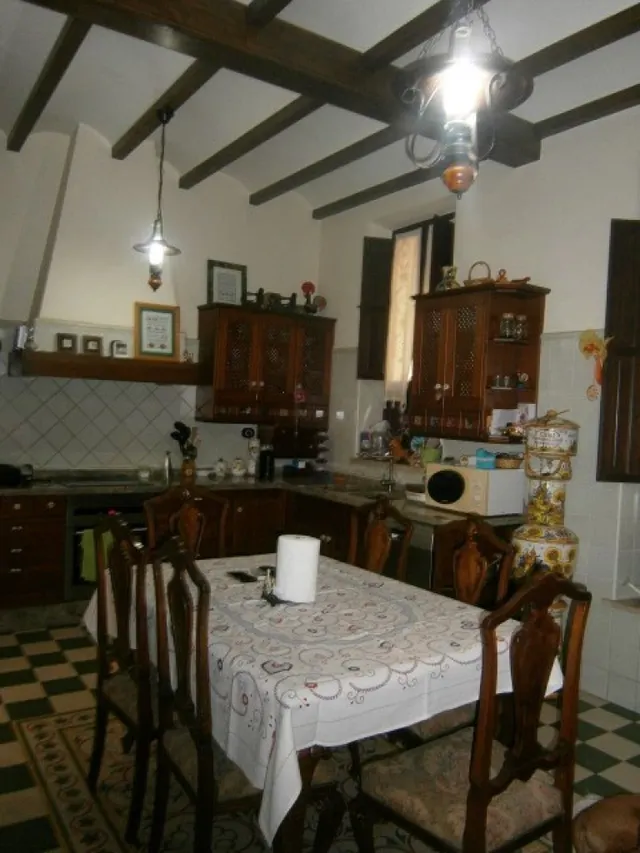 CASA EN EL CENTRO ZONA AYUNTAMIENTO — 3
