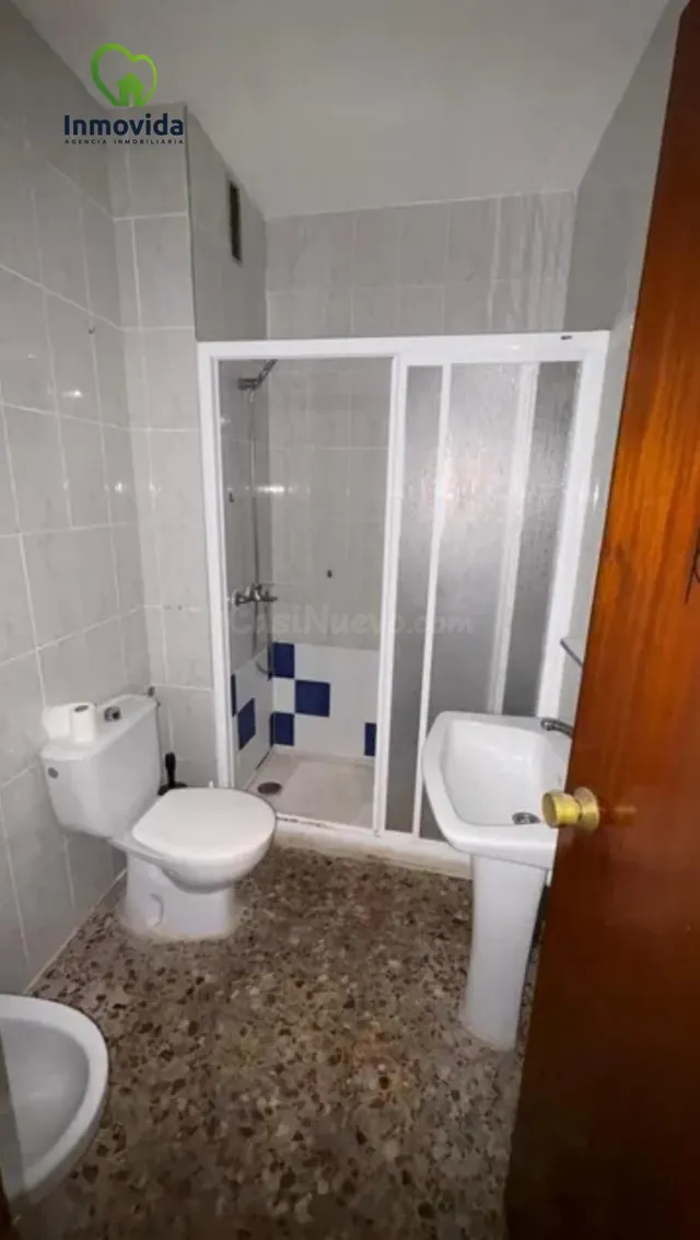 Atractivo Piso Reformado en Ollerías, Córdoba - Solo €128,000 — 5