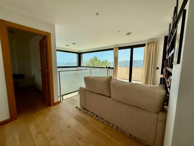 ESPECTACULAR VILLA DE LUJO CON PISCINA PRIVADA Y VISTAS AL PAISAJE EN RELLEU — 15