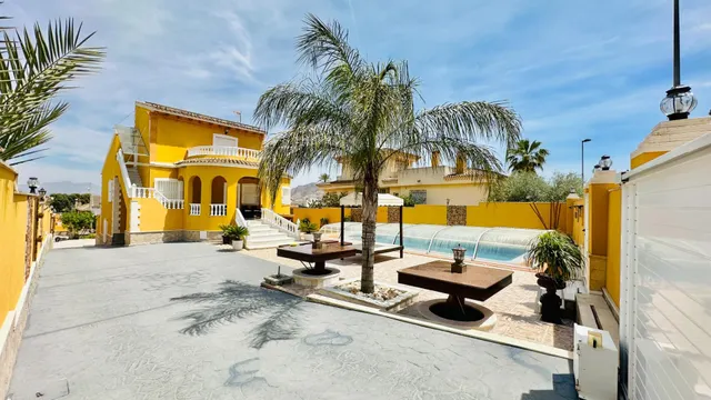 Magnifica villa en Orihuela con piscina privada — 50