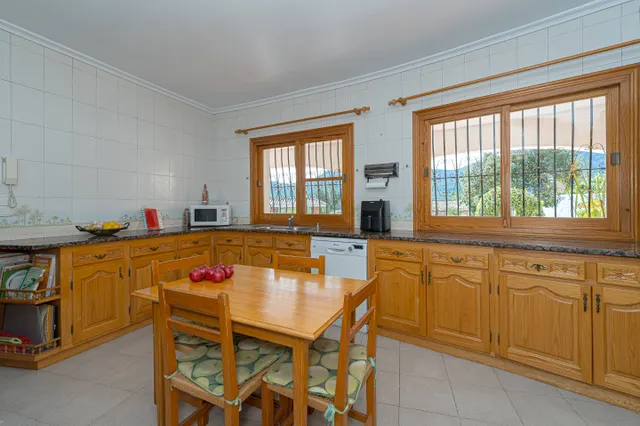 Villa mediterránea con vistas al valle a la venta en el centro de Alcalalí — 24