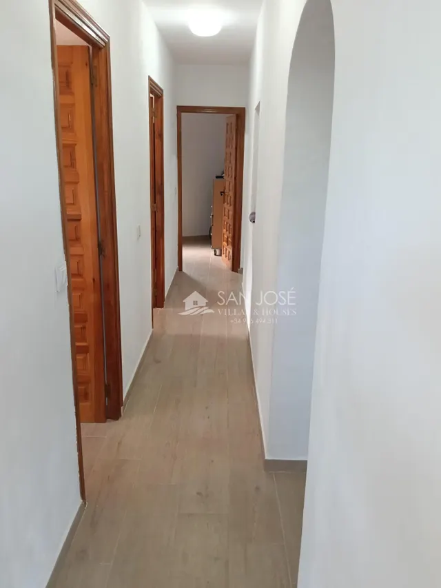 SE VENDE CHALET EN BUEN ESTADO EN MONFORTE DEL CID EN LA ZONA DEL FONT DEL LLOP — 41