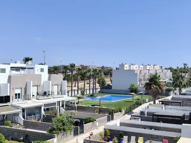 Adosado 4 habitaciones 189m² en venta - Aguas Nuevas — 44