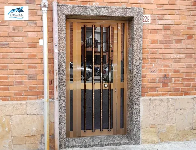 Venta piso en Terrassa (Barcelona) - foto 2