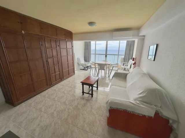 FABULOSO APARTAMENTO EN 1ª LINEA DE LEVANTE — 6