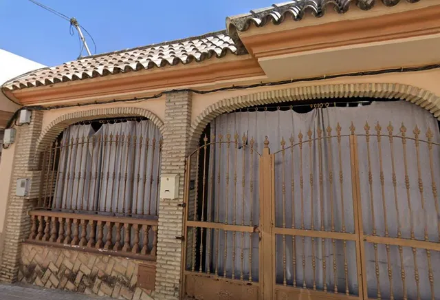 Venta casa en El Cuervo (Sevilla) — 2