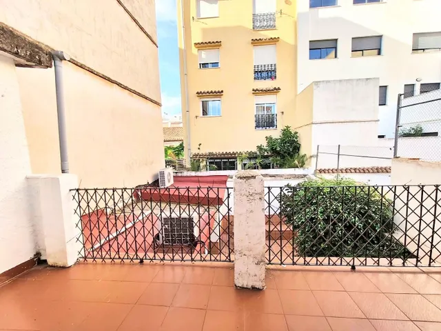 SE ALQUILA PRIMERA PLANTA DE CASA DE PUEBLO EN BURJASSOT — 32