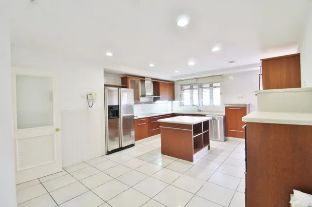 Exclusivo adosado en vistahermosa, Alicante — 439 m2 y dos grandes terrazas — 13