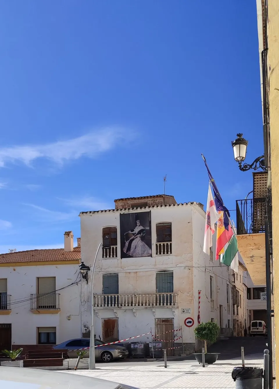 VENTA EN OLULA DEL RÍO ( ALMERÍA ) DE GRAN CASA PARA REFORMAR.