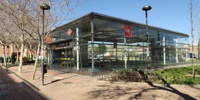 Edificio 12 habitaciones 600m² en venta - SAN SEBASTIÁN DE L - foto 2