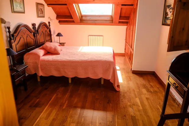 Casona rural con 12 habitaciones y 6.000 m2 de terreno — 24
