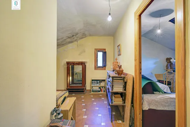 Chalet 4 habitaciones 207m² en venta - Sierra de huetor y la alfaguara — 4