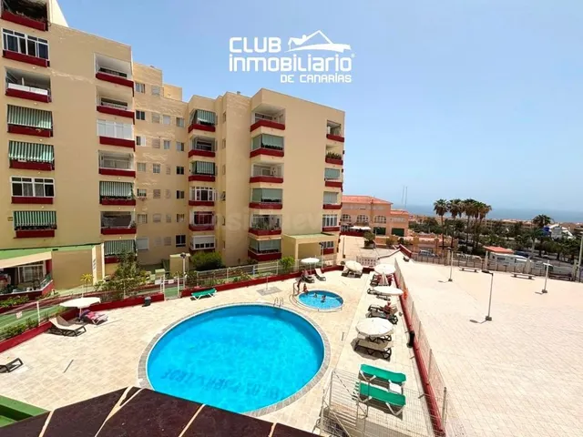 LUMINOSO PISO DE 89 M2 CON TERRAZA, PISCINA Y GARAJE EN FAÑA