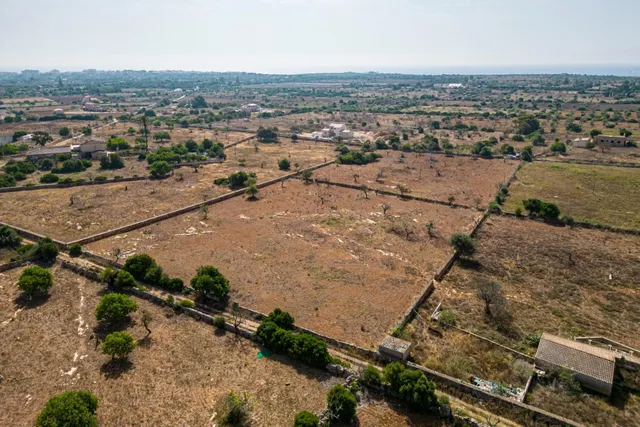 Finca rústica para construir en la carretera de s'Illot - Portocristo — 17