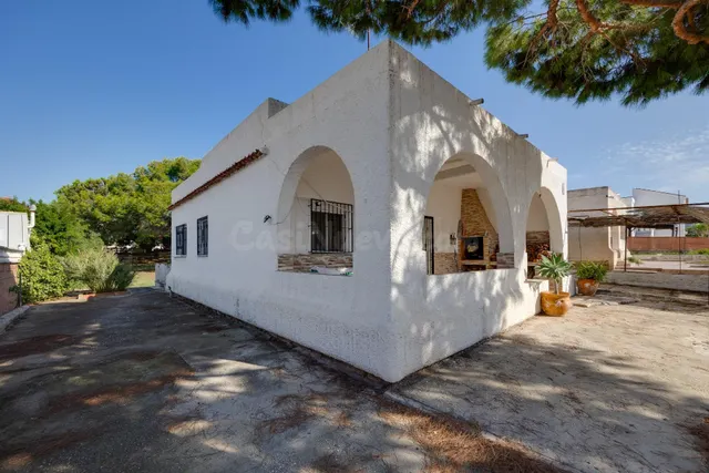 Chalet independiente en Los Balcones — 3