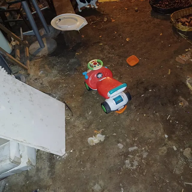 SE VENDE CASA DE ALDEA EN ARZUA PARA REFORMAR — 27