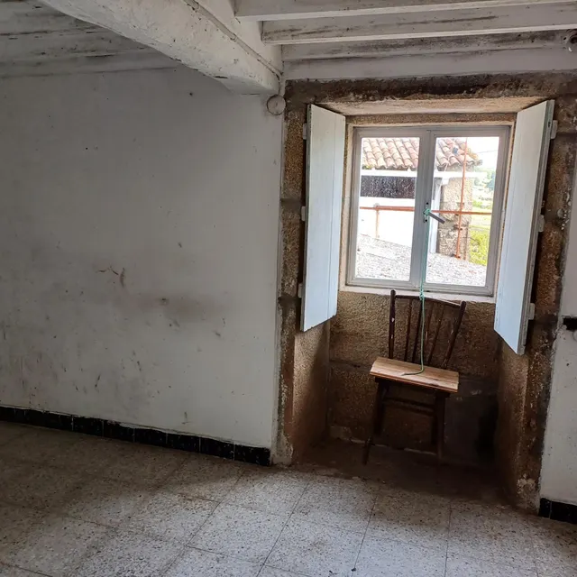 CASA EN VENTA PARA RESTAURAR — 21