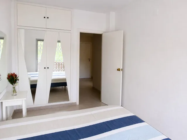 Piso de 1 dormitorio en Amposta, con ascensor y balcón — 13