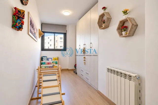 PISO DE 4 habitaciones EN EL CENTRO DE REUS — 21