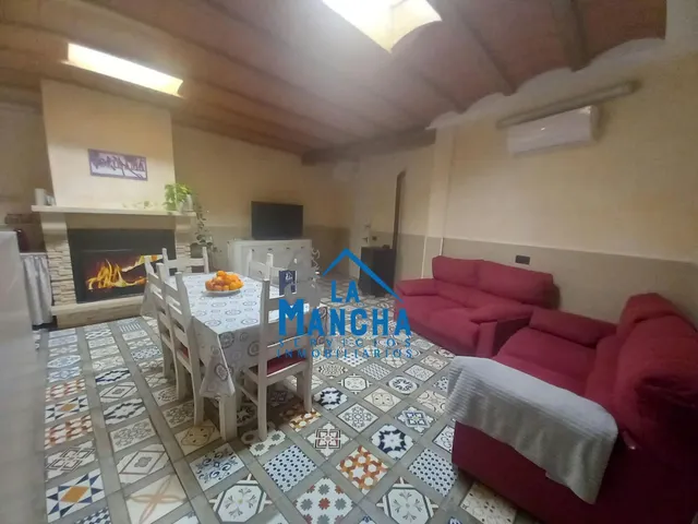 *155.000€* inmobiliaria la mancha vende adosado en Barrax (Albacete). — 15