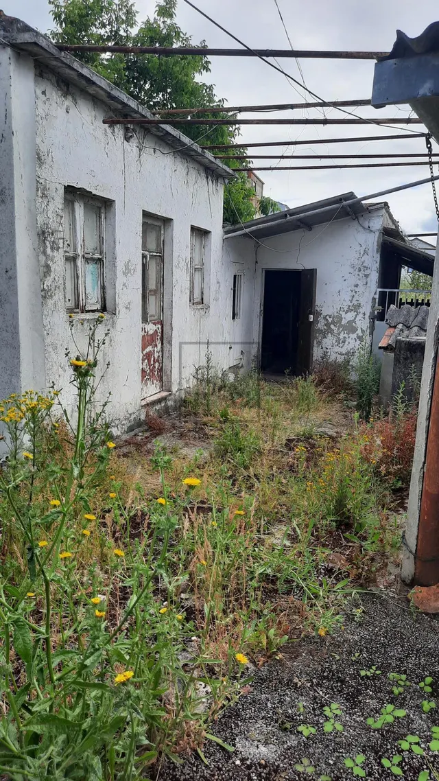 Casa adosada para reformar en Freixeiro, Narón - foto 4