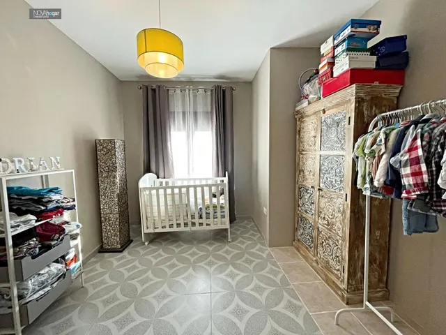 Exclusivo chalet independiente con piscina y vistas espectaculares — 27