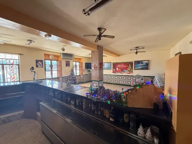 EN EXCLUSIVA PISO Y LOCAL EN LA ATALAYA¡¡¡¡¡¡¡¡¡¡ - foto 4