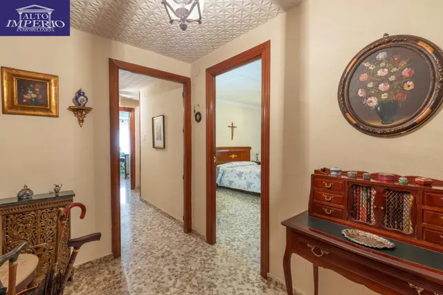 Amplia vivienda en pleno centro de Granada — 7