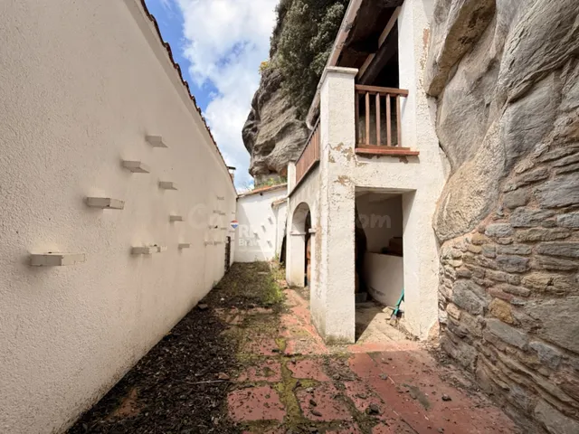 Rupit | Can Banús, casa catalogada de piedra en el corazón d - foto 4