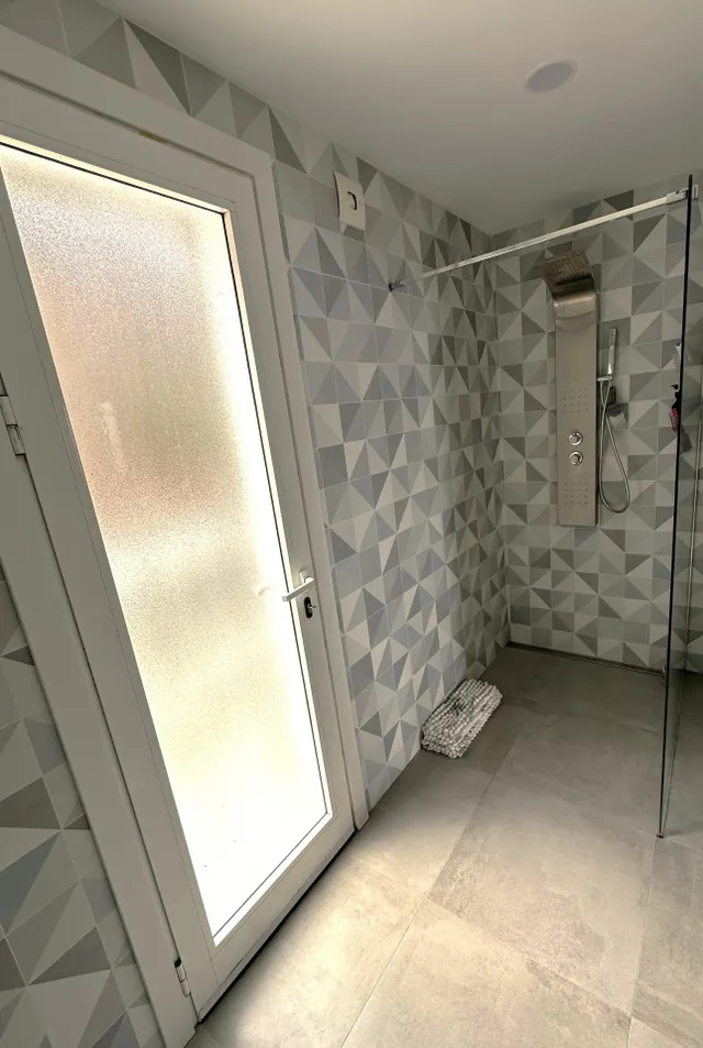Chalet con piscina — 33