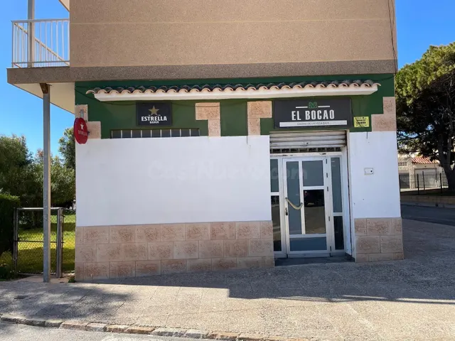 LOCAL COMERCIAL (OPORTUNIDAD DE INVERSIÓN CERCA DEL MAR EN U - foto 3