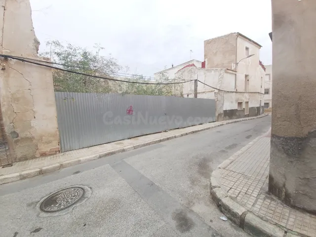 SOLAR URBANO EN VENTA EN ASPE EN MUY BUENA ZONA