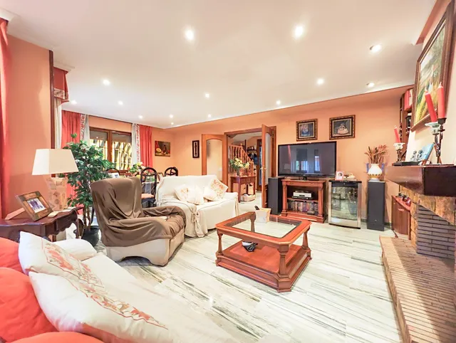 Casa Pareada en venta Zona Pau II — 26
