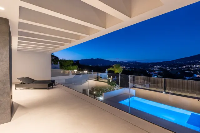 Chalet 3 habitaciones 486m² en venta - Riviera del sol — 50