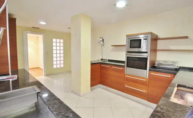 Maravillosa vivienda junto al Corte Inglés. Ahora en oferta.