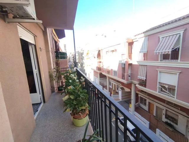 SECTOR 5º - PLAZA CREVILLENTE — 18