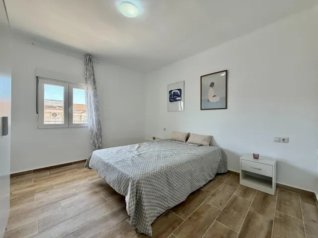 Piso reformado para alquilar junto al Parque Lo Morant — 16