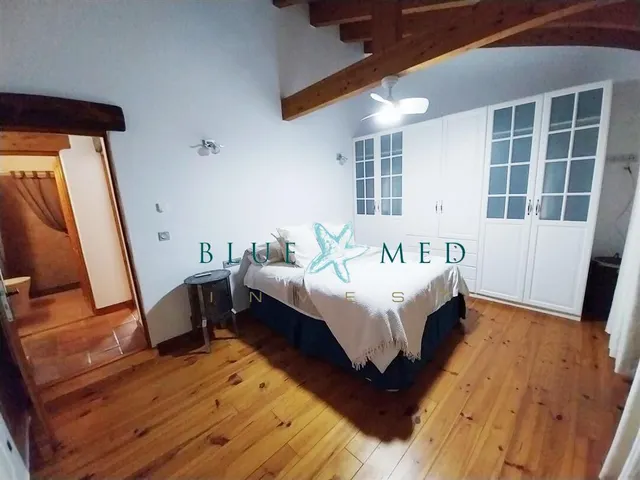 Sorprendente casa de campo con 4 dormitorios y 3 baños. — 30