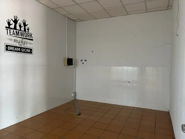 Negocio 460m² en venta - Marbella — 7