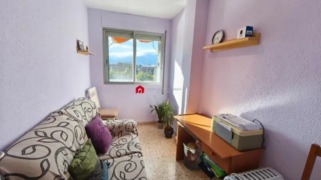 Se vende piso de 4 habitaciones en Tortosa, Sant Llatzer. — 13