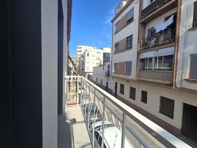 Amplia y luminosa casa reformada en zona llombai, Burriana — 25