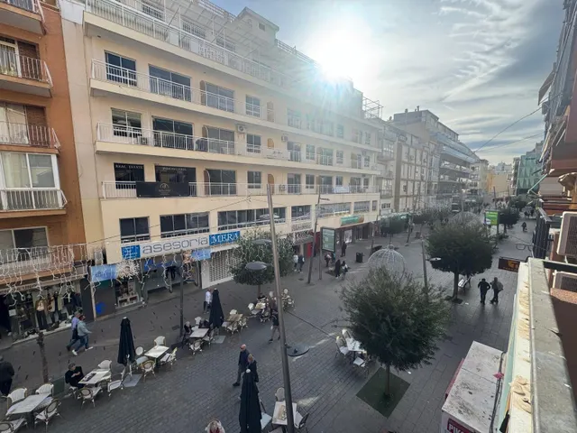 PISO FAMILIAR EN EL CORAZÓN DE BENIDORM