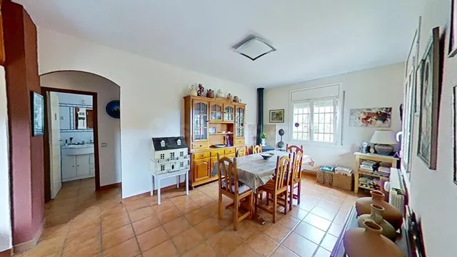 Chalet independiente con parcela de 1.000 m2 en Sol i Aire – - foto 4
