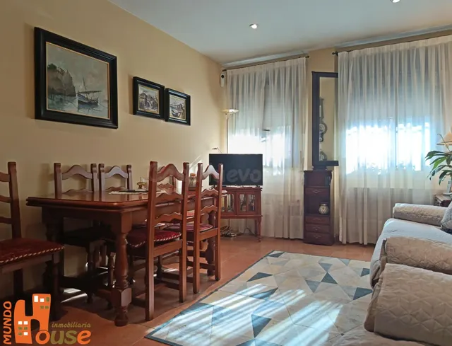 Piso 2 dormitorios en Torrecaballeros - foto 4