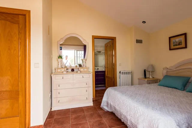 Chalet independiente a la venta en Playa Flamenca — 43