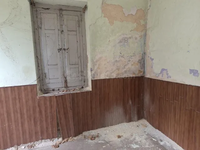 Planta baja de casa para REHABILITAR en Carbayín bajo (Valde - foto 4
